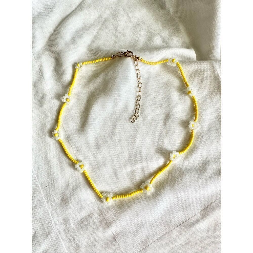 Yellow beaded Daisy chain necklace